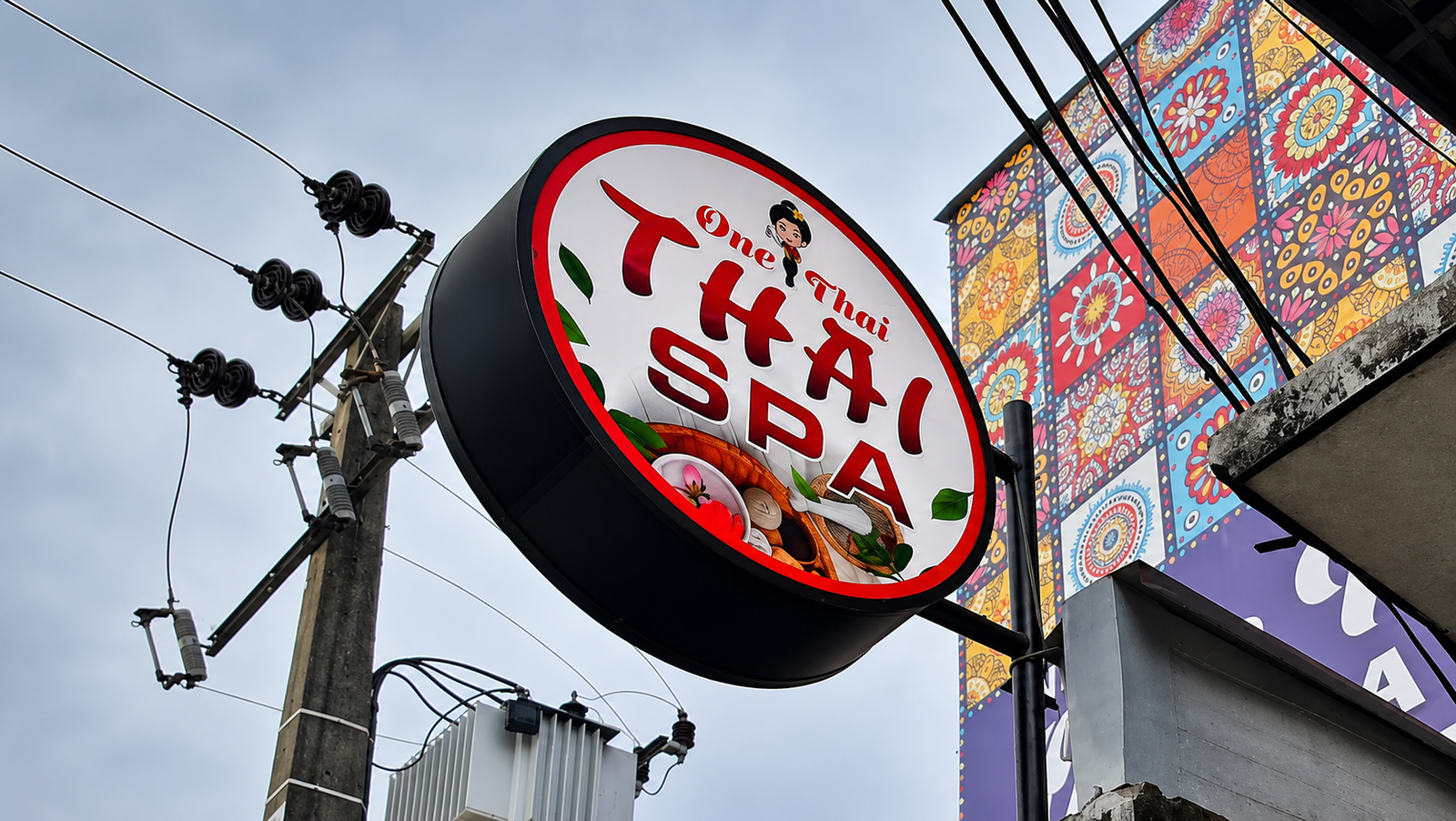 One Thai Spa signage